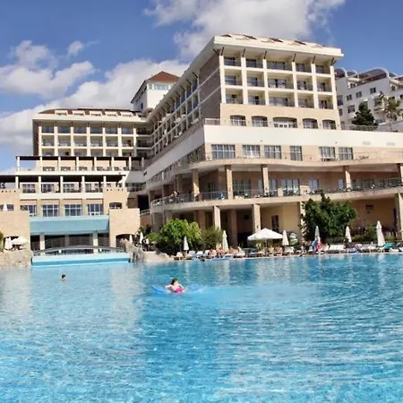 منتجع Horus Paradise 5*