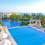 Horus Paradise אתר נופש סייד