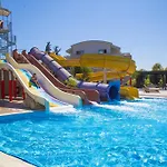 Horus Paradise אתר נופש