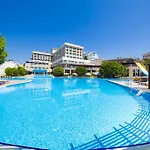 אתר נופש Horus Paradise 5*