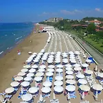 אתר נופש Horus Paradise 5*