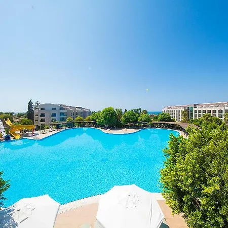 Θέρετρο Horus Paradise 5*